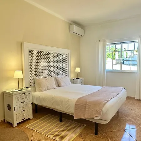 Abby By Check-in Portugal ヴィラ